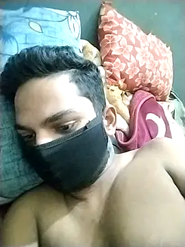 Snapshot of VickyMonster5 chatting on 5, 10, 2025 VickyMonster5 online show from 5, 10, 2025