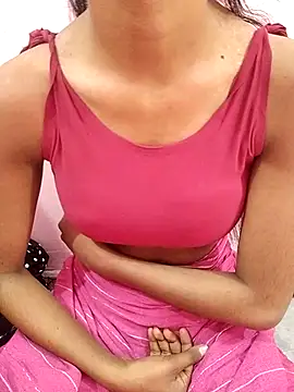 Snapshot of liza_rani12 chatting on 2, 12, 2025 liza rani12 online show from 2, 12, 2025