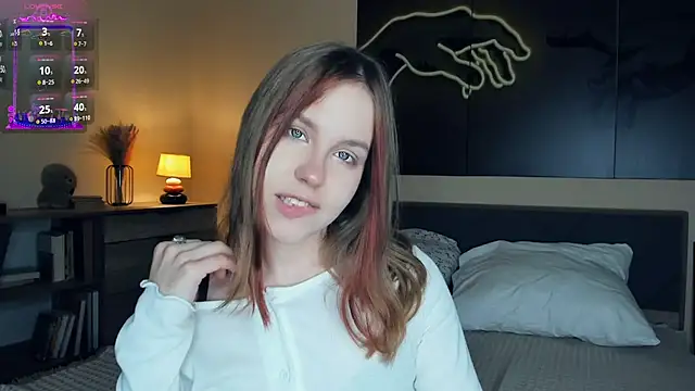 MaliaBourraine online show from 11, 10, 2025