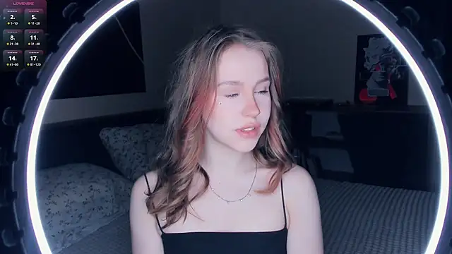 MaliaBourraine online show from 9, 2, 2026