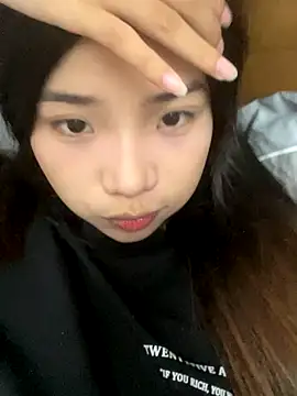 Snapshot of -Tania- chatting on 4, 10, 2025 -Tania- online show from 4, 10, 2025