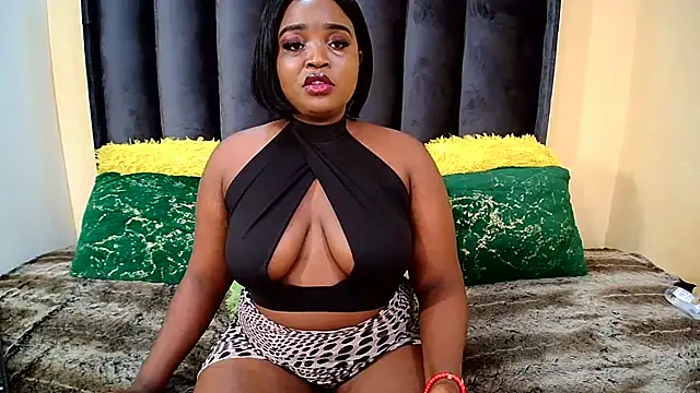 Snapshot of BendOveR0123 chatting on 19, 11, 2025 BendOveR0123 online show from 19, 11, 2025