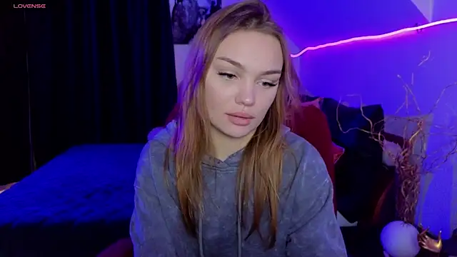 KitsyMoore online show from 1, 12, 2025