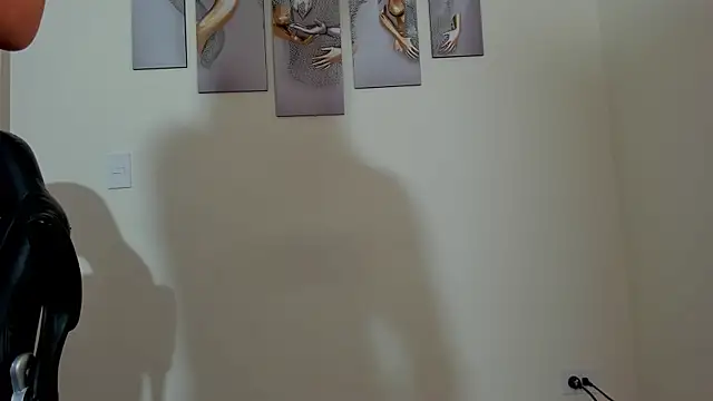 KAYLA BATISTA  online show from 31, 3, 2026