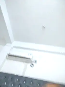 Snapshot of SachaFire chatting on 22, 9, 2025 SachaFire online show from 22, 9, 2025