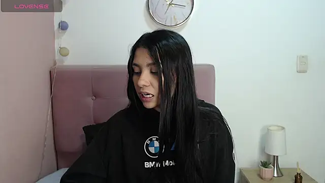 Snapshot of gabriela_paris chatting on 20, 11, 2025 gabriela paris online show from 20, 11, 2025