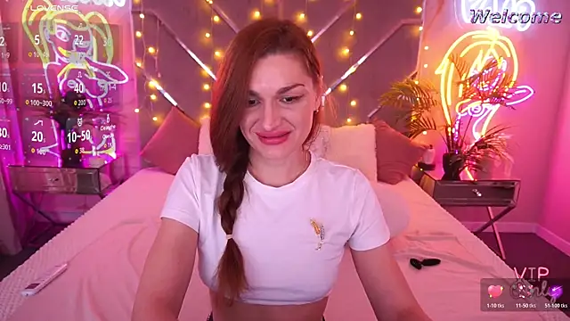 EllaGoldenn online show from 2, 3, 2026