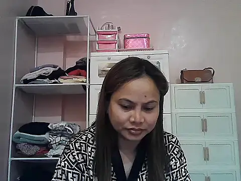 Snapshot of Amarrahlyn chatting on 17, 7, 2026 Amarrahlyn online show from 17, 7, 2026