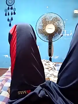 Snapshot of ashenerantha chatting on 23, 11, 2025 ashenerantha online show from 23, 11, 2025