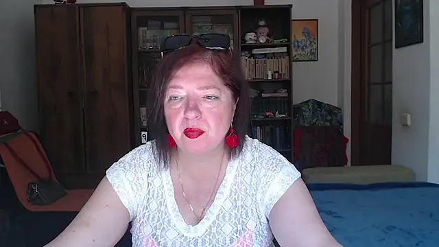 Violet Pulse online show from 2, 7, 2026