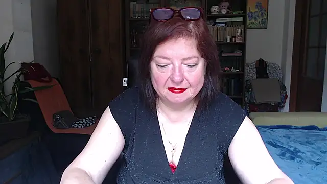 Violet Pulse online show from 4, 7, 2026
