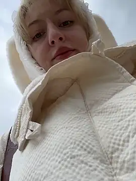 RonnieKiss online show from 3, 10, 2025