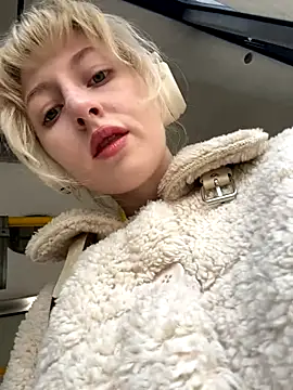 RonnieKiss online show from 23, 10, 2025