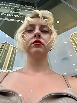 RonnieKiss online show from 25, 2, 2026