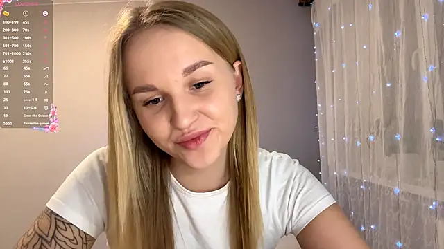 TanekaBoitel online show from 14, 12, 2025