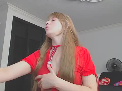 Snapshot of Rubialuna chatting on 10, 11, 2025 Rubialuna online show from 10, 11, 2025