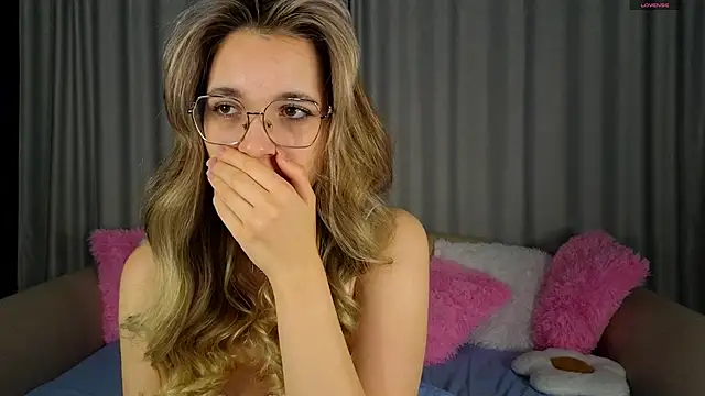 vivyboo111 online show from 28, 11, 2025