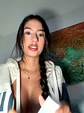 Snapshot of Julieta_Duque chatting on 16, 1, 2026 Julieta Duque online show from 16, 1, 2026