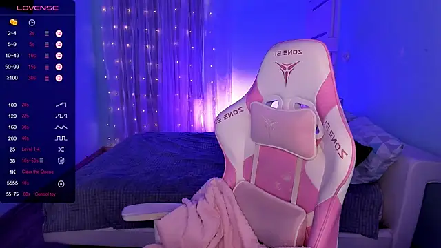 LinaBlossom  online show from 12, 2, 2026