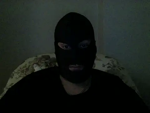 Snapshot of izlebeni_ chatting on 20, 11, 2025 izlebeni online show from 20, 11, 2025