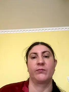 Snapshot of oksana1990 chatting on 4, 12, 2025 oksana1990 online show from 4, 12, 2025