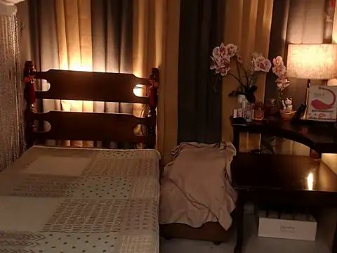 Jastine hunk online show from 2, 12, 2025