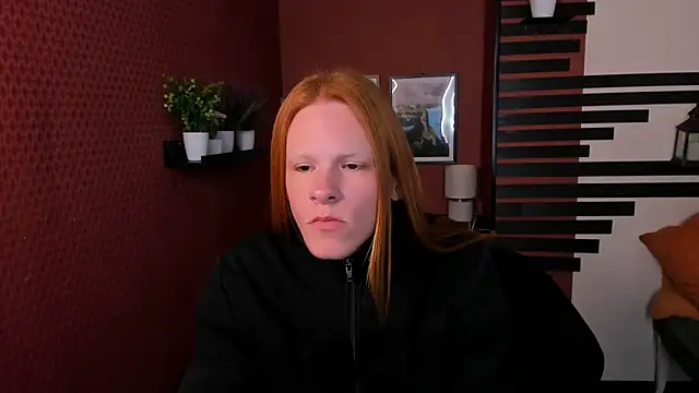 ChloeValentinee online show from 20, 10, 2025