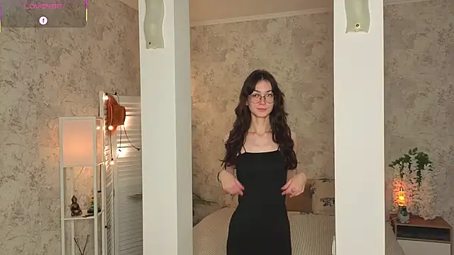 ReneeLippeatt online show from 11, 10, 2025