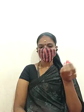 Snapshot of Tamil_Yalini12 chatting on 11, 10, 2025 Tamil Yalini12 online show from 11, 10, 2025