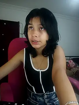 xoxo milk online show from 11, 11, 2025