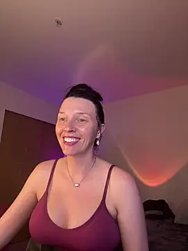 MaciiMayy online show from 1, 8, 2026