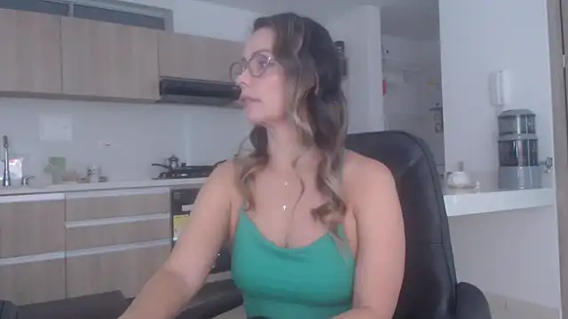 LovePaula online show from 23, 3, 2026