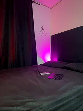 BoomChikaWow online show from 7, 11, 2025