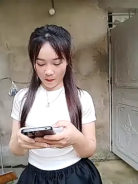 dorothyxx online show from 25, 3, 2026