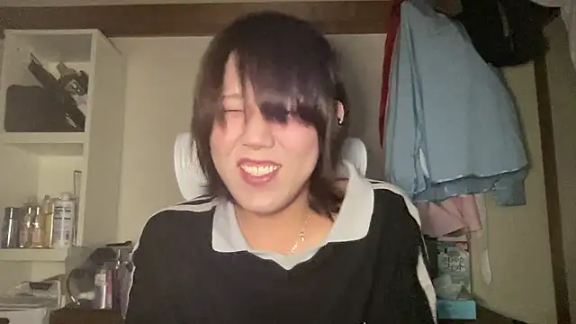 Snapshot of nuu1_221 chatting on 28, 9, 2025 nuu1 221 online show from 28, 9, 2025