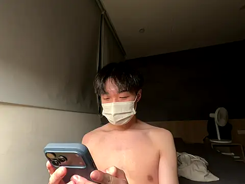 Snapshot of Yo155 chatting on 20, 10, 2025 Yo155 online show from 20, 10, 2025