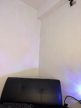 merlinasuarez online show from 20, 10, 2025