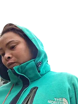 xuxulovezz online show from 13, 3, 2026