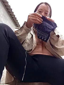 Snapshot of Smile-sexy chatting on 3, 11, 2025 Smile-sexy online show from 3, 11, 2025