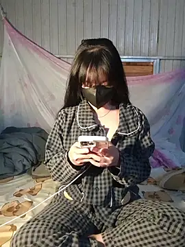 Snapshot of Helen-Tran chatting on 3, 2, 2026 Helen-Tran online show from 3, 2, 2026