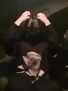 Snapshot of Helen-Tran chatting on 6, 2, 2026 Helen-Tran online show from 6, 2, 2026