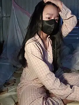 Snapshot of Helen-Tran chatting on 14, 2, 2026 Helen-Tran online show from 14, 2, 2026