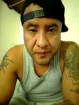 Snapshot of Ruloluna chatting on 25, 10, 2025 Ruloluna online show from 25, 10, 2025