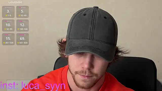 Snapshot of luca_syn chatting on 21, 10, 2025 luca syn online show from 21, 10, 2025