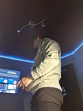 Snapshot of Painstickwes chatting on 4, 2, 2026 Painstickwes online show from 4, 2, 2026