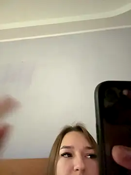 Snapshot of LinChka5789 chatting on 10, 10, 2025 LinChka5789 online show from 10, 10, 2025