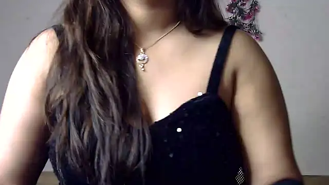Snapshot of Aaliya02 chatting on 18, 6, 2026 Aaliya02 online show from 18, 6, 2026