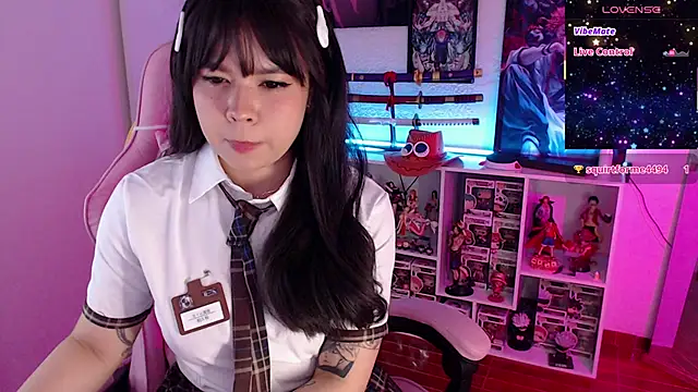 AnnieHikari online show from 24, 10, 2025