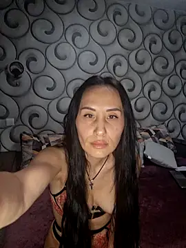 Snapshot of Mary_sy chatting on 9, 10, 2025 Mary sy online show from 9, 10, 2025