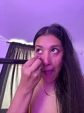 IsabellaJoness  online show from 4, 2, 2026